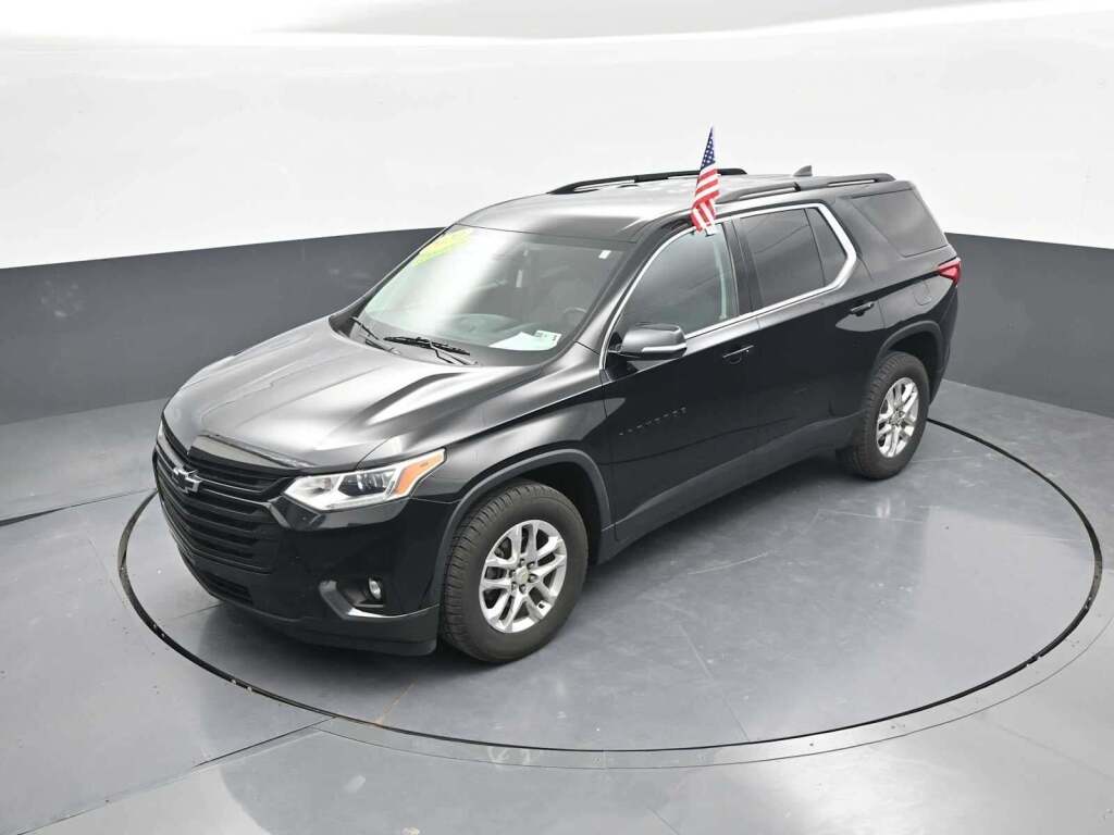 2020 Chevrolet Traverse AWD LT Cloth