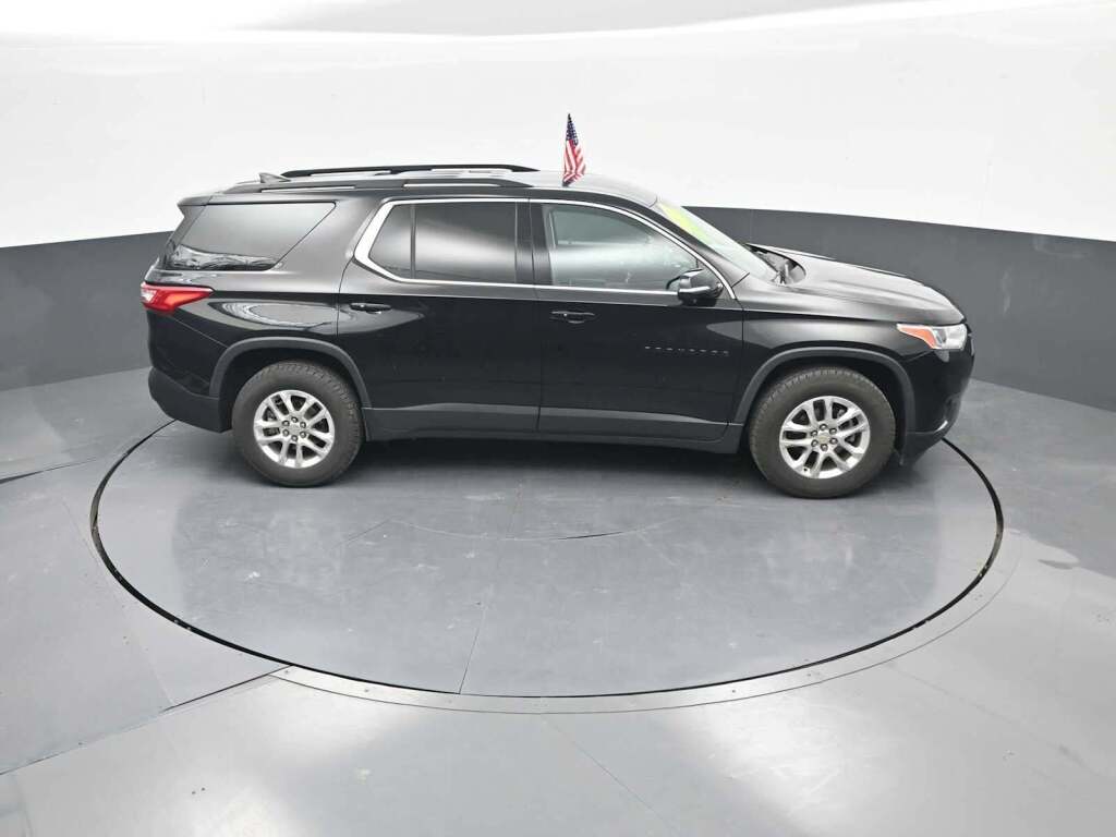2020 Chevrolet Traverse AWD LT Cloth