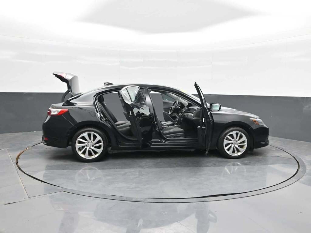 2018 Acura ILX Premium Package