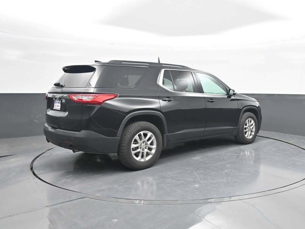 2020 Chevrolet Traverse AWD LT Cloth