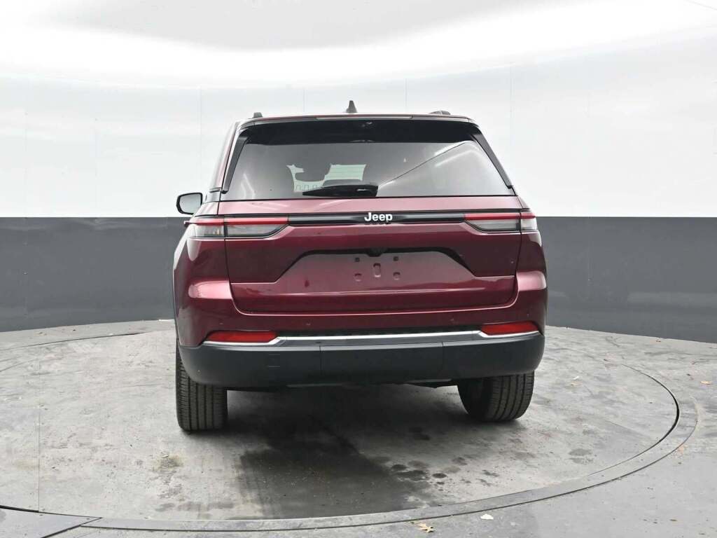 2022 Jeep Grand Cherokee Altitude 4x4