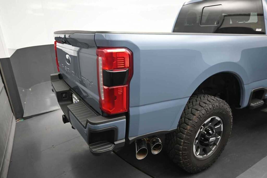 2023 Ford F-250 Super Duty LARIAT