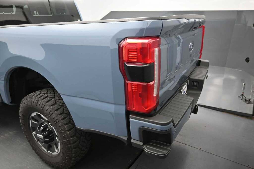 2023 Ford F-250 Super Duty LARIAT