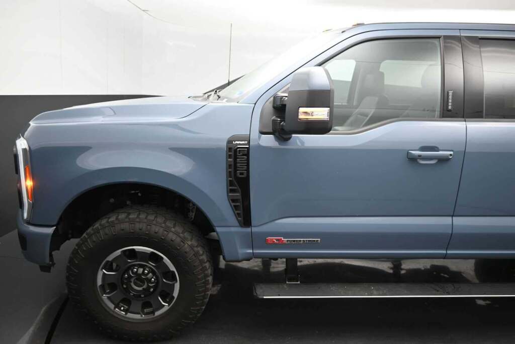 2023 Ford F-250 Super Duty LARIAT