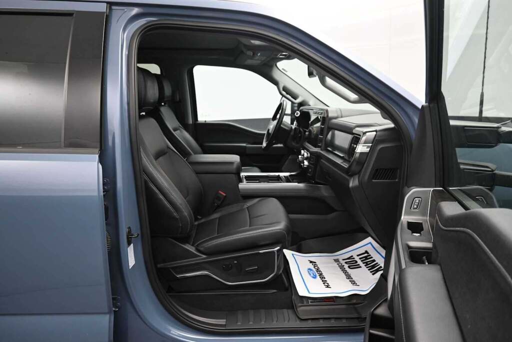2023 Ford F-250 Super Duty LARIAT