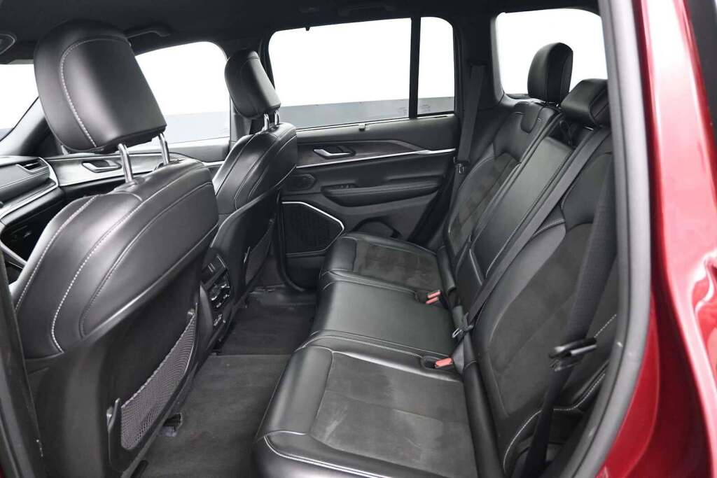 2022 Jeep Grand Cherokee Altitude 4x4
