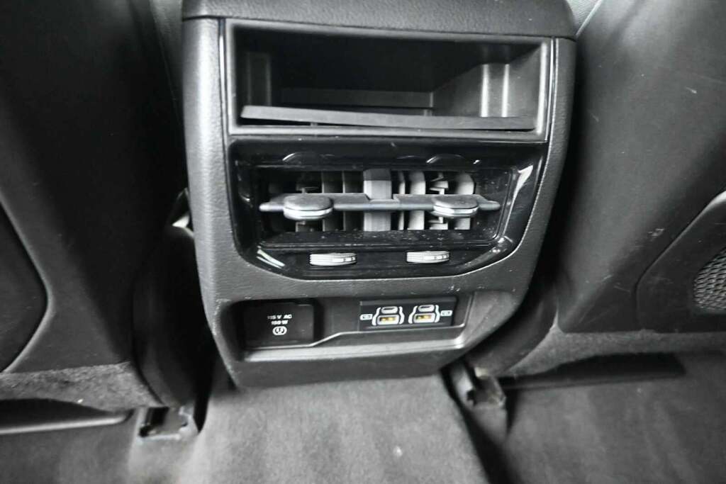 2022 Jeep Grand Cherokee Altitude 4x4