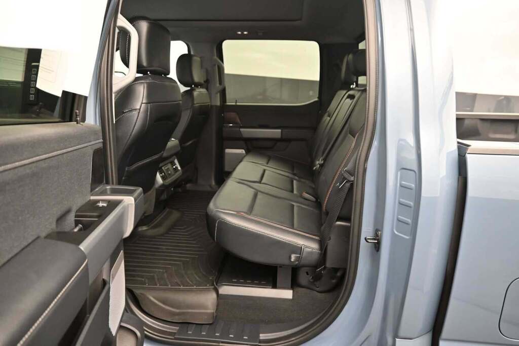 2023 Ford F-250 Super Duty LARIAT