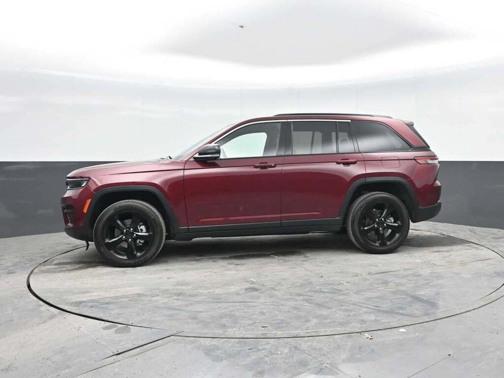 2022 Jeep Grand Cherokee Altitude 4x4