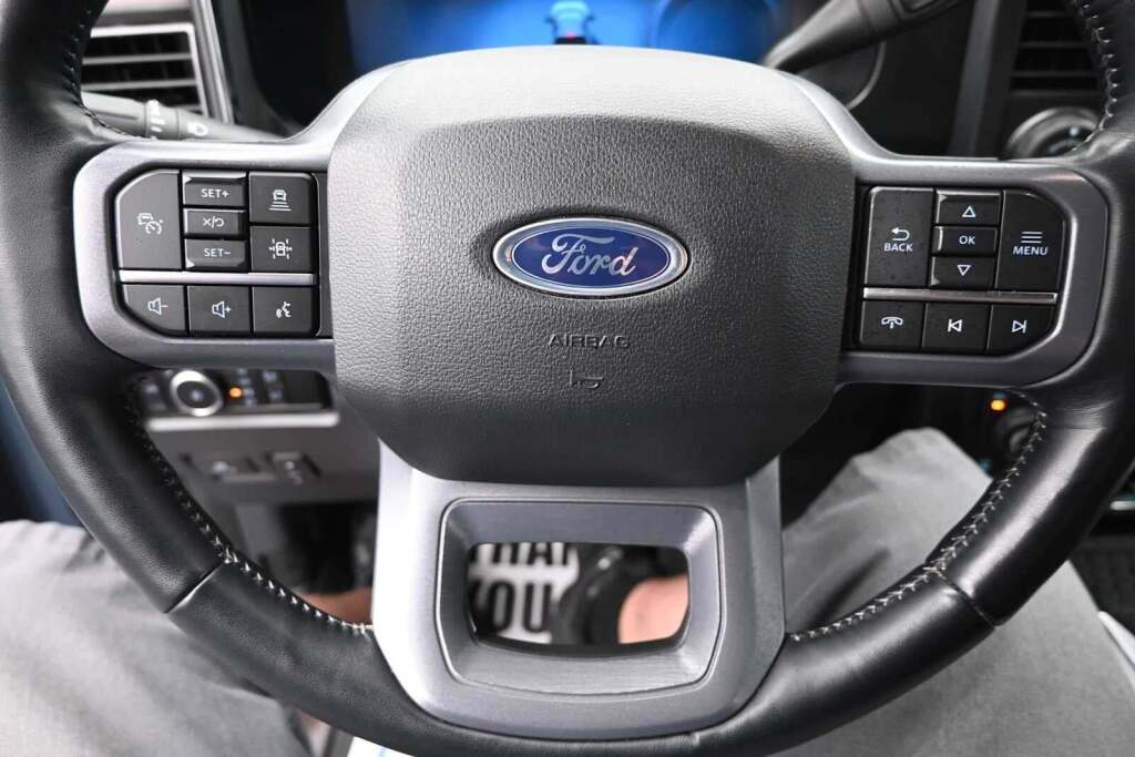 2023 Ford F-250 Super Duty LARIAT