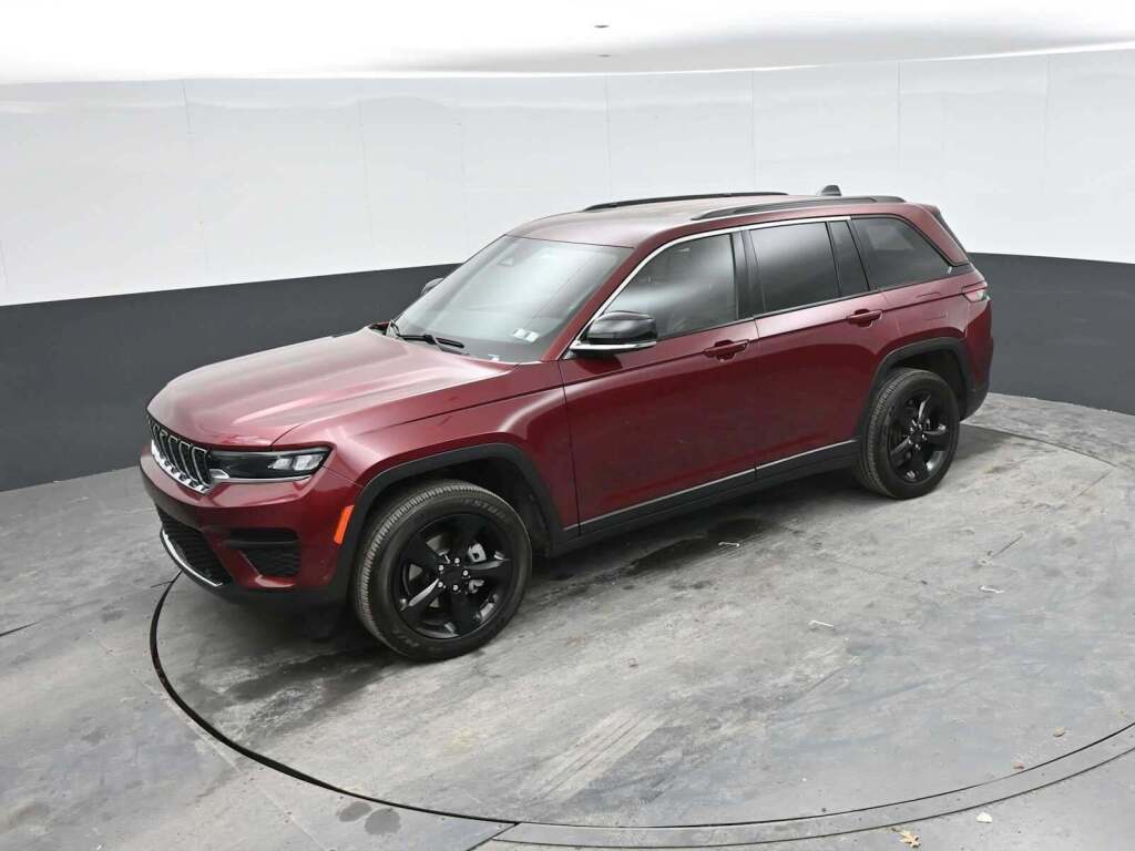 2022 Jeep Grand Cherokee Altitude 4x4