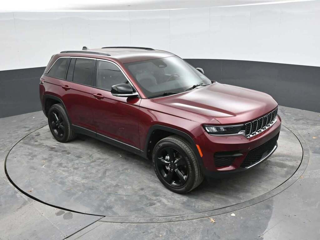 2022 Jeep Grand Cherokee Altitude 4x4