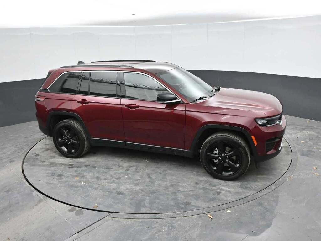 2022 Jeep Grand Cherokee Altitude 4x4