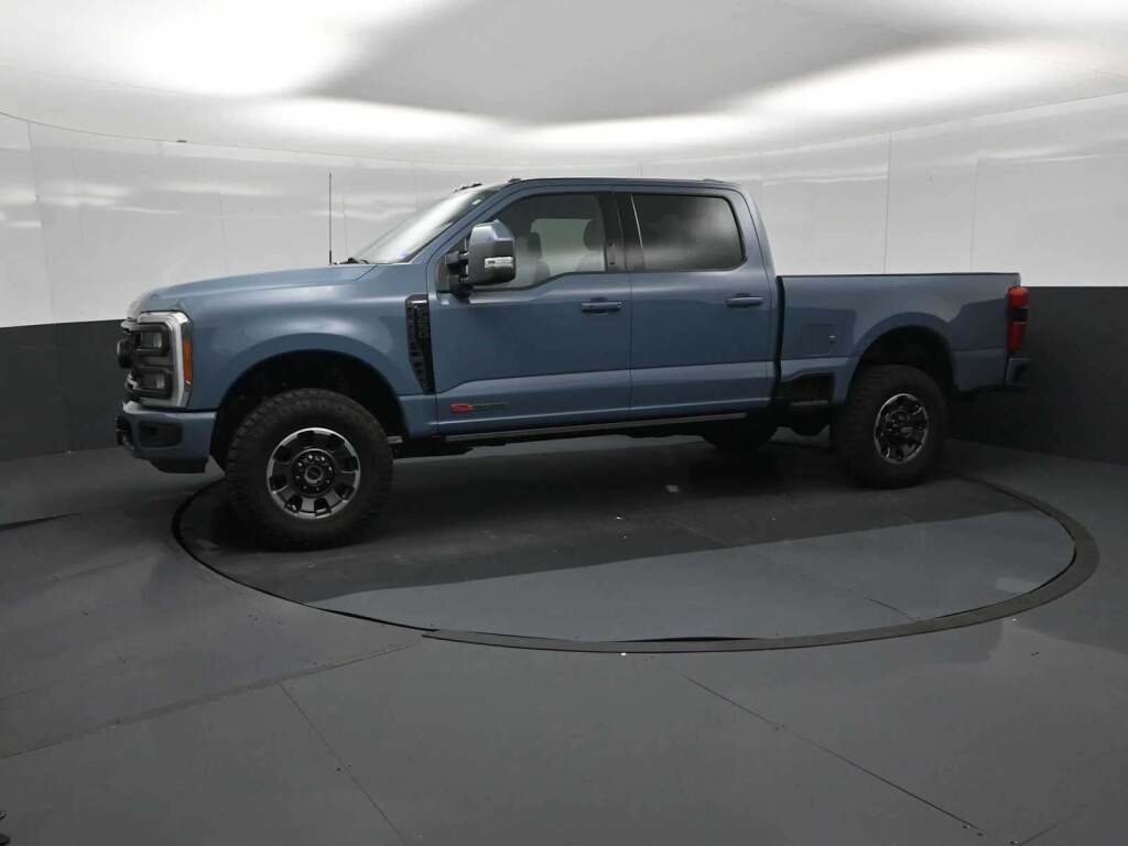 2023 Ford F-250 Super Duty LARIAT