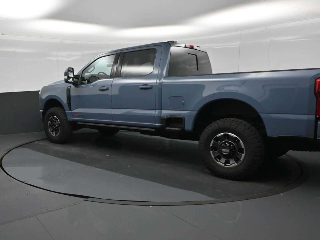 2023 Ford F-250 Super Duty LARIAT