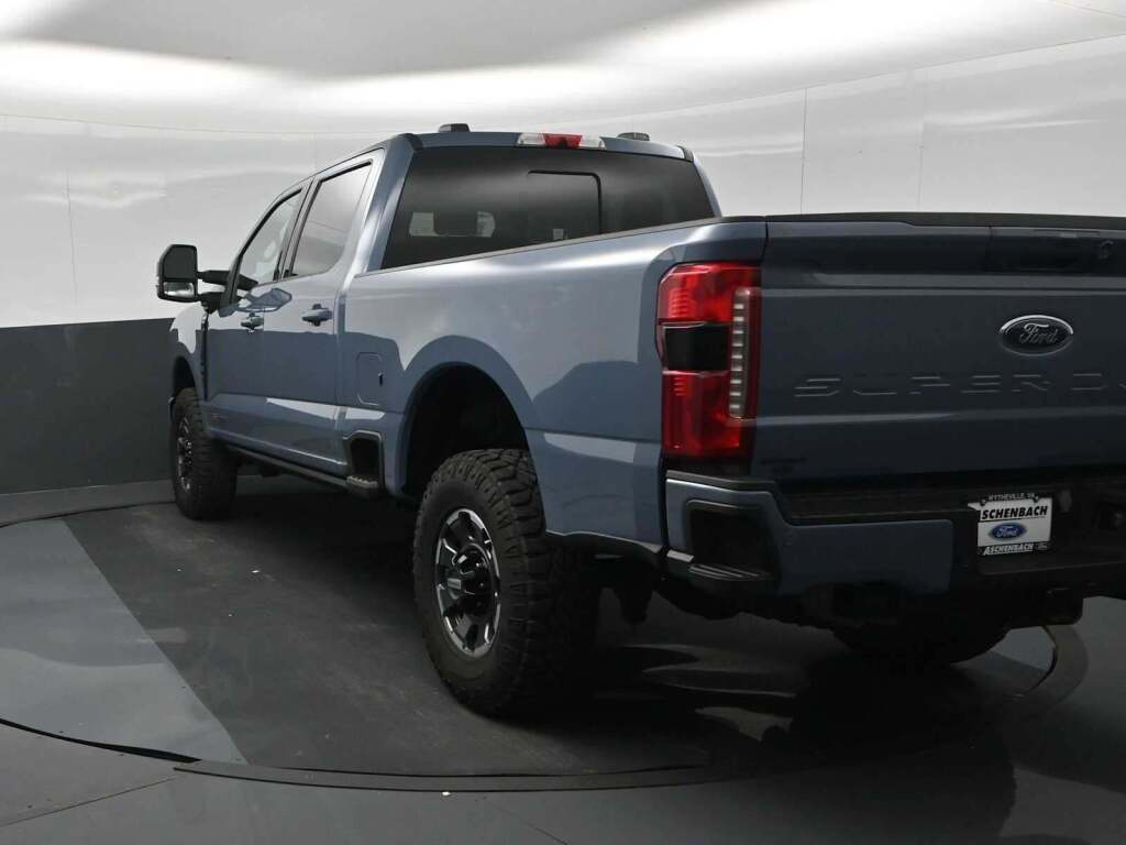 2023 Ford F-250 Super Duty LARIAT