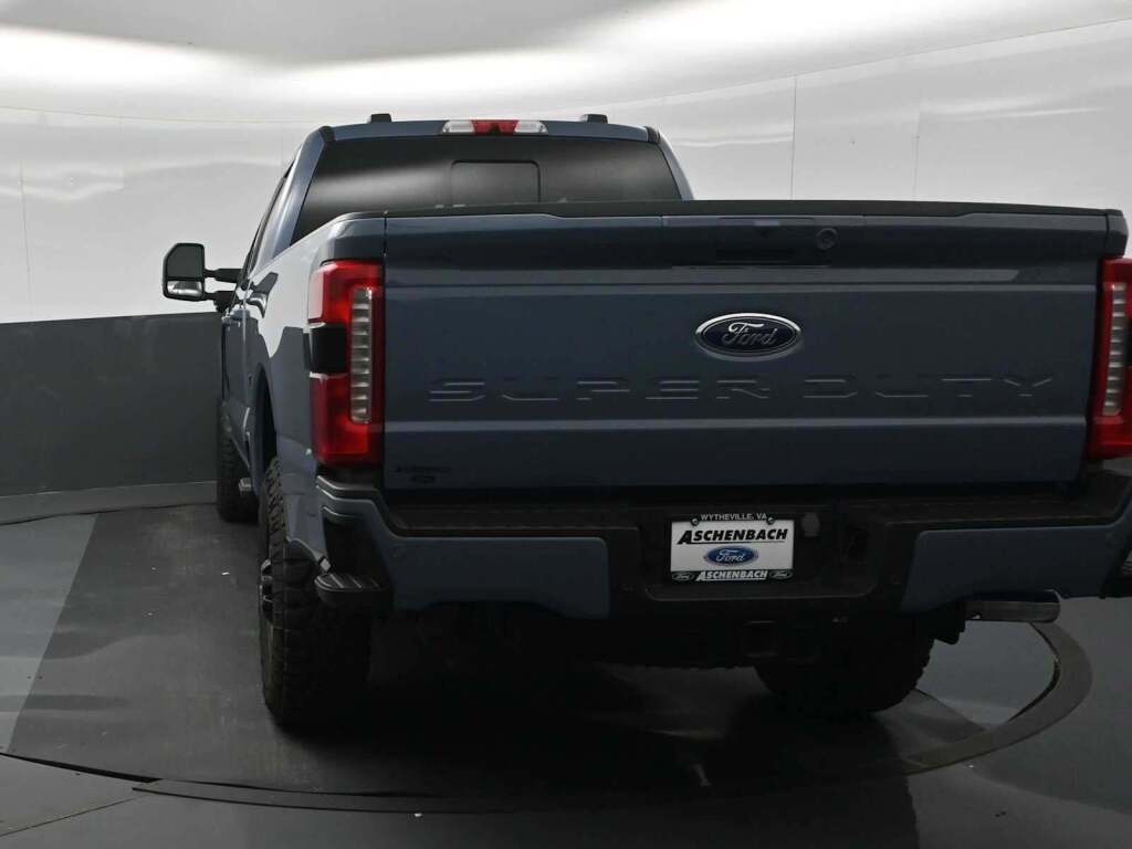 2023 Ford F-250 Super Duty LARIAT