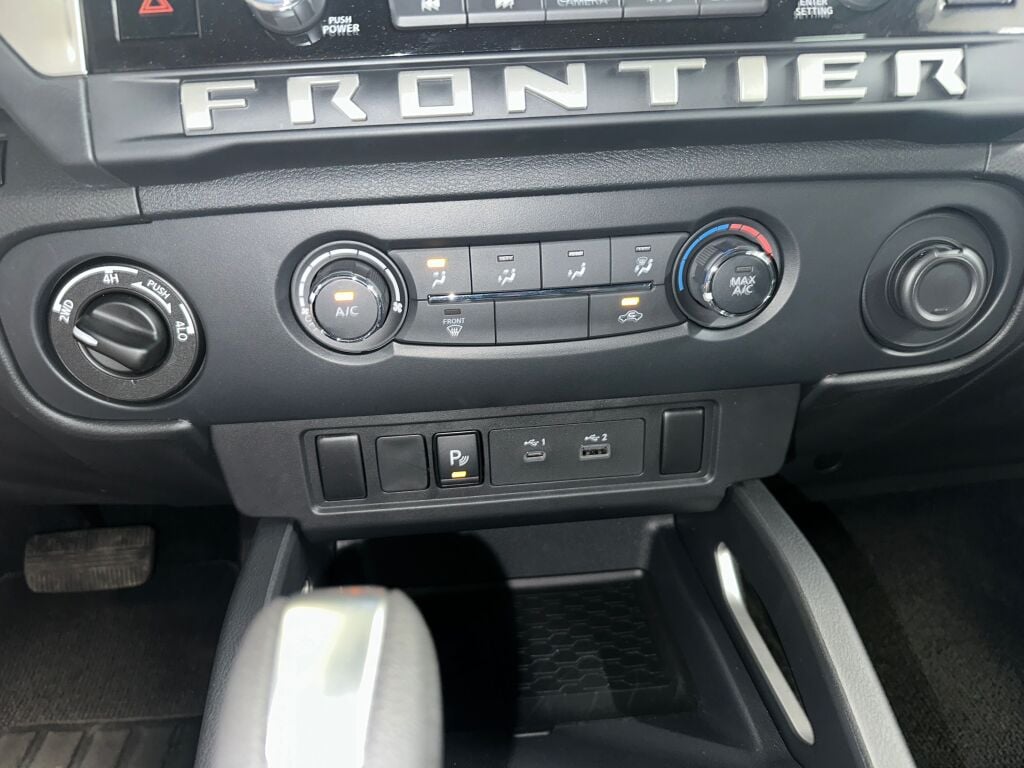 Used 2026 Super Black Nissan SV image 15