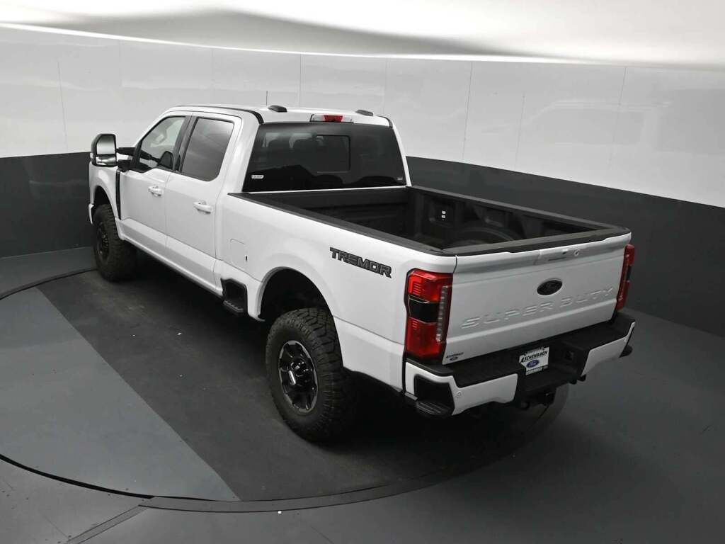 2026 Ford F-250 Super Duty LARIAT