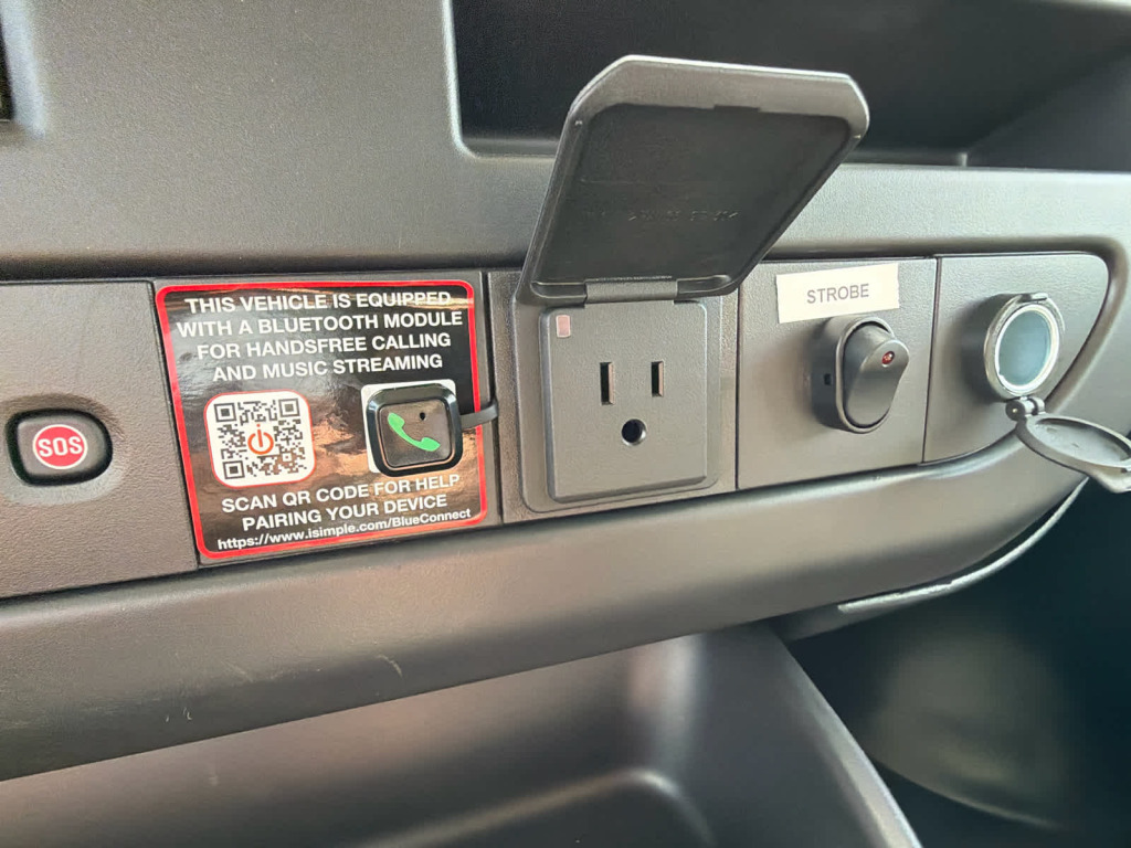 2025 GMC Savana Cutaway Work Van