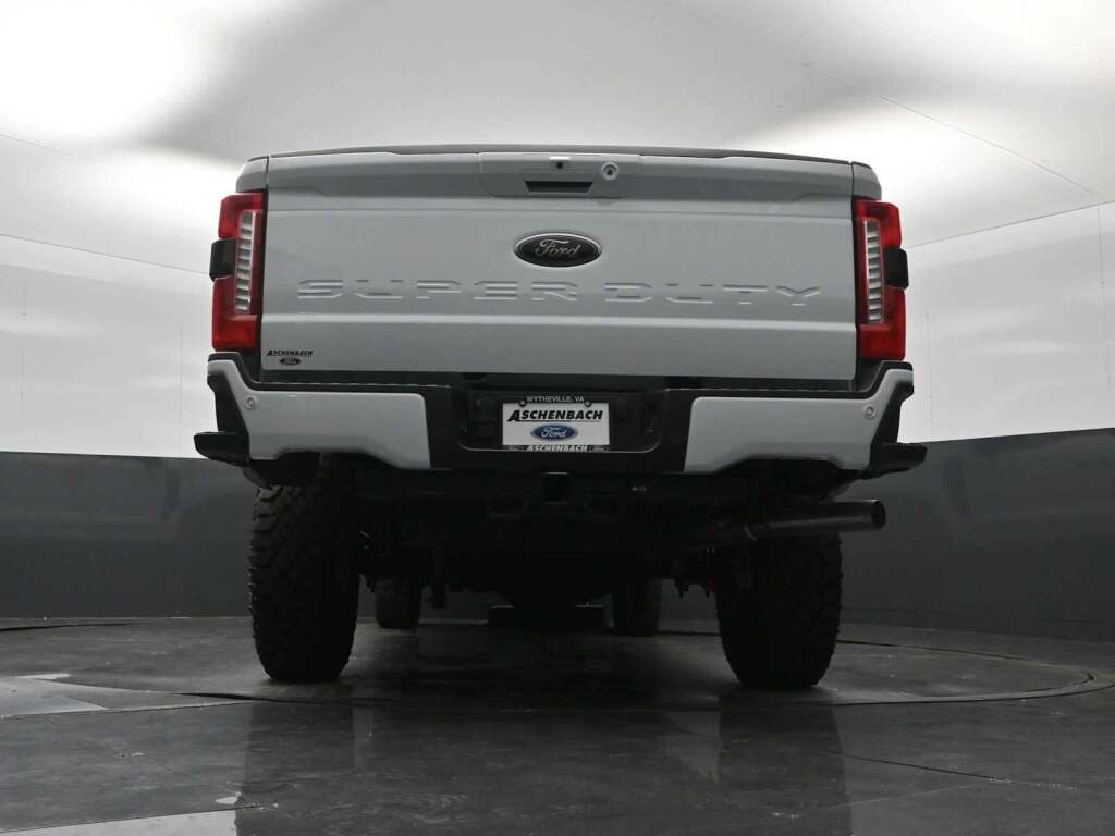 2026 Ford F-250 Super Duty LARIAT