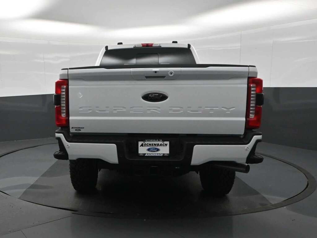 2026 Ford F-250 Super Duty LARIAT