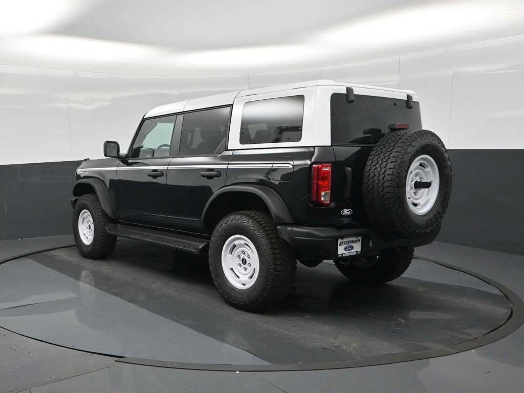 2026 Ford Bronco Heritage Edition