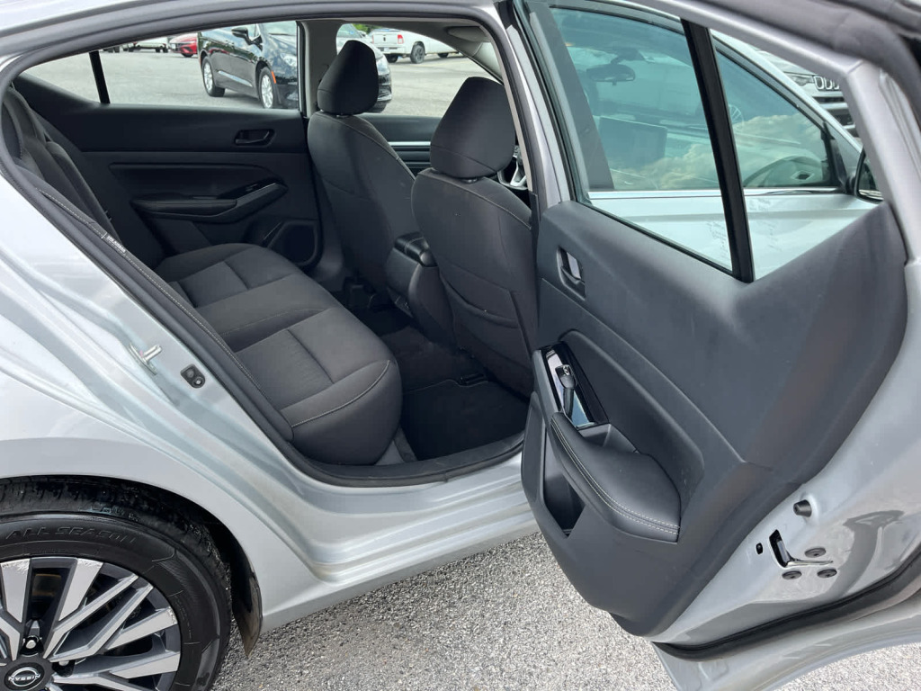 2023 Nissan Altima SV FWD