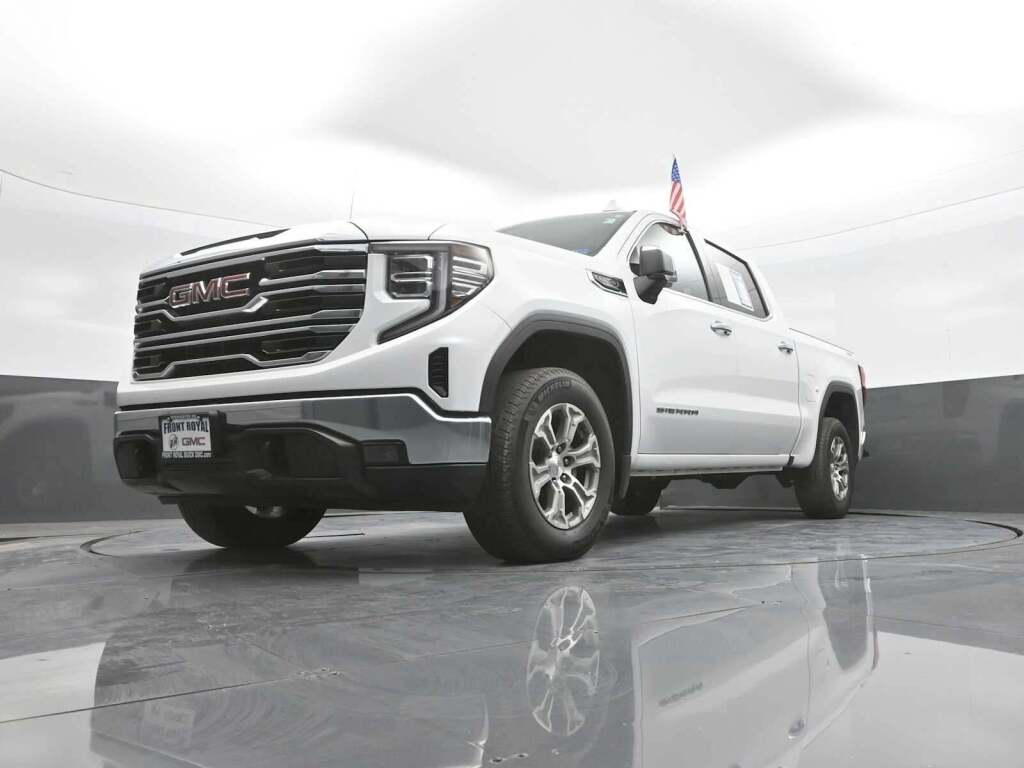 2024 GMC Sierra 1500 SLT