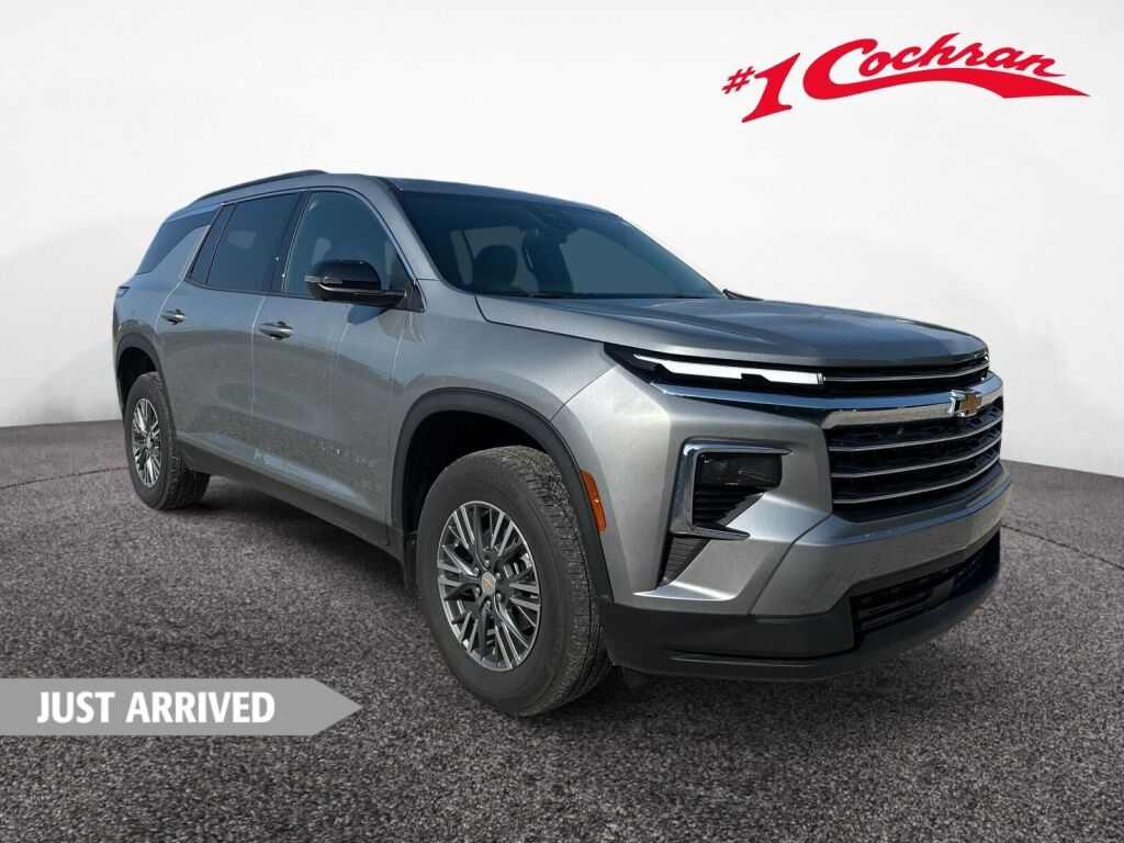 Sterling Gray Metallic 2024 Chevrolet Traverse SUV / Crossover Front-Wheel Drive 8-Speed Automatic