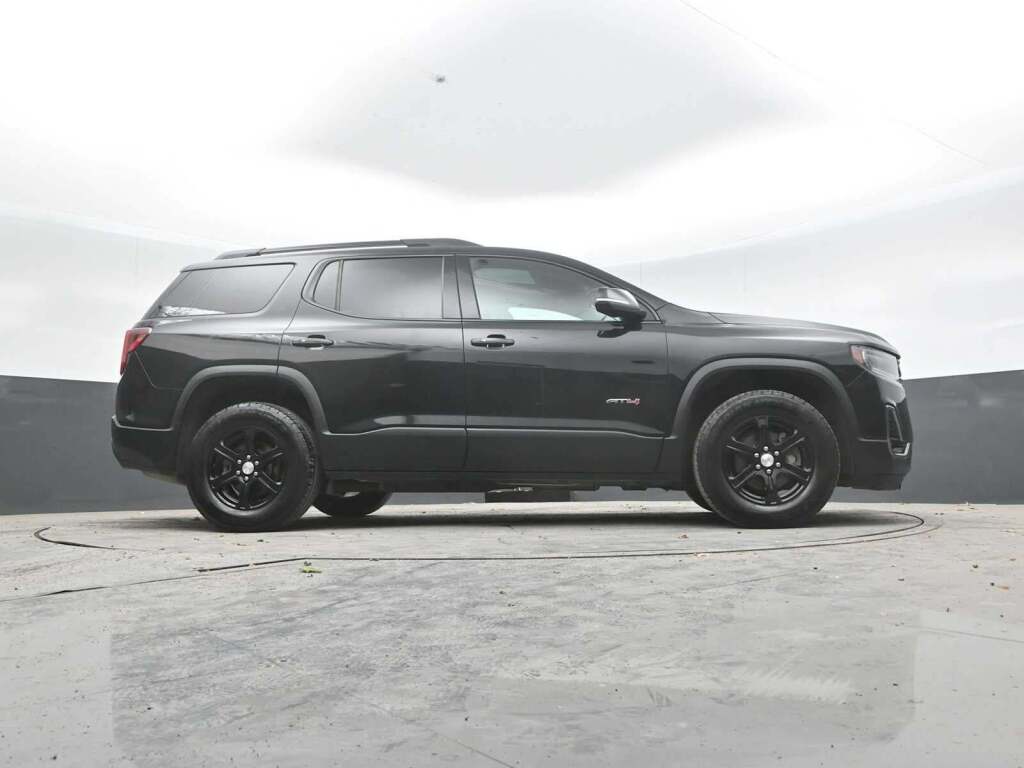 2020 GMC Acadia AWD AT4