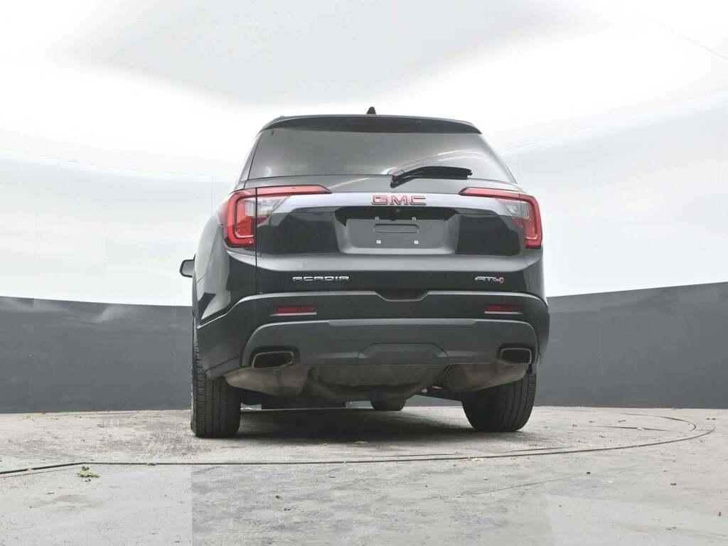 2020 GMC Acadia AWD AT4