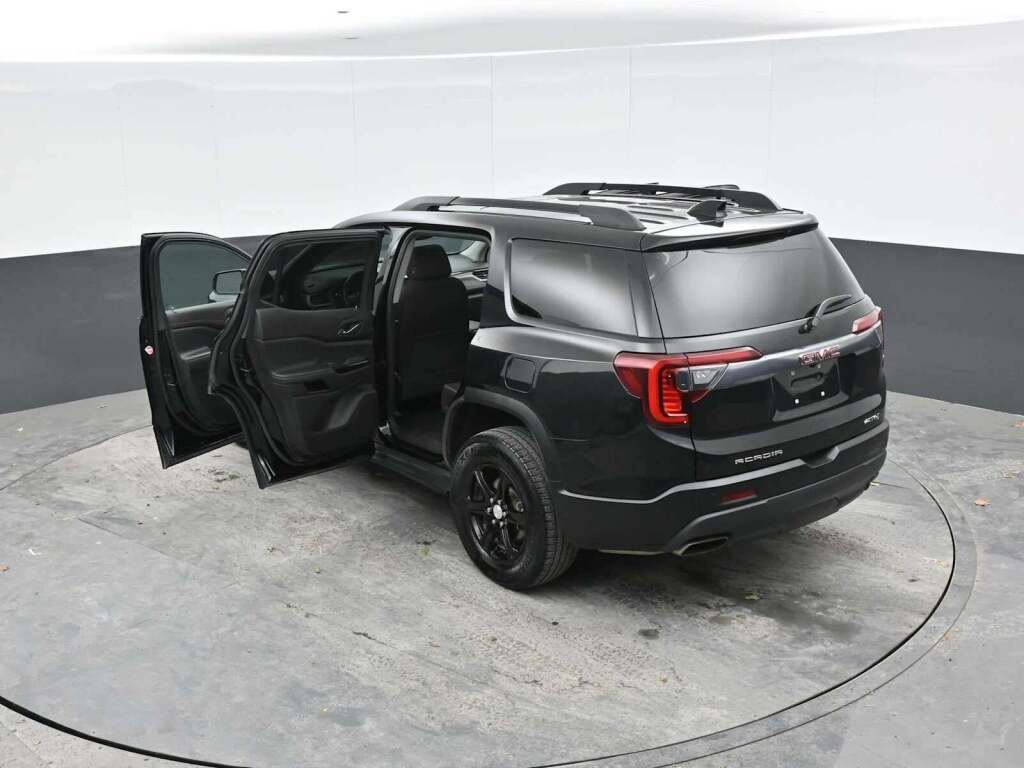 2020 GMC Acadia AWD AT4