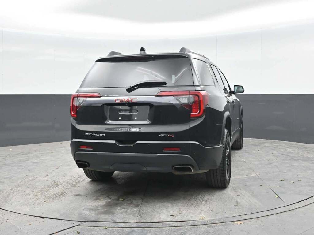 2020 GMC Acadia AWD AT4