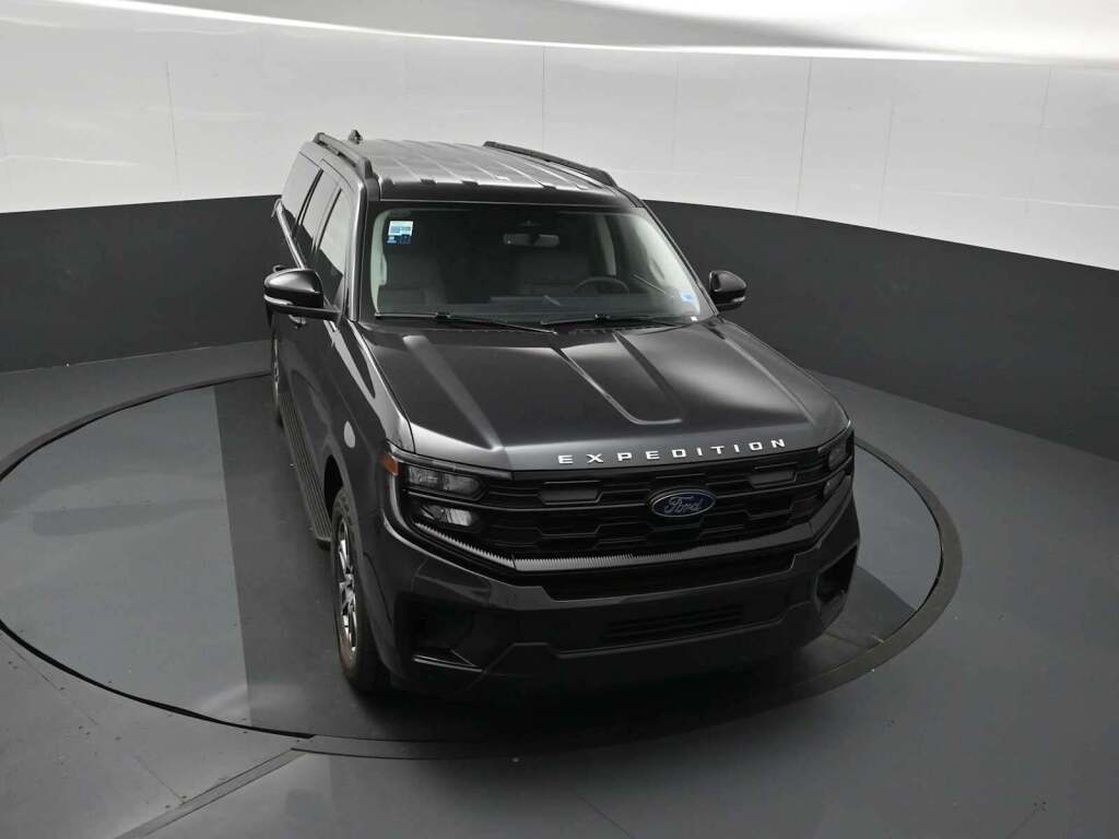 2026 Ford Expedition Max Active MAX