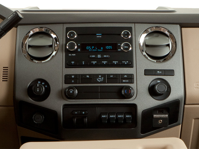 2013 Ford Super Duty F-350 SRW Lariat