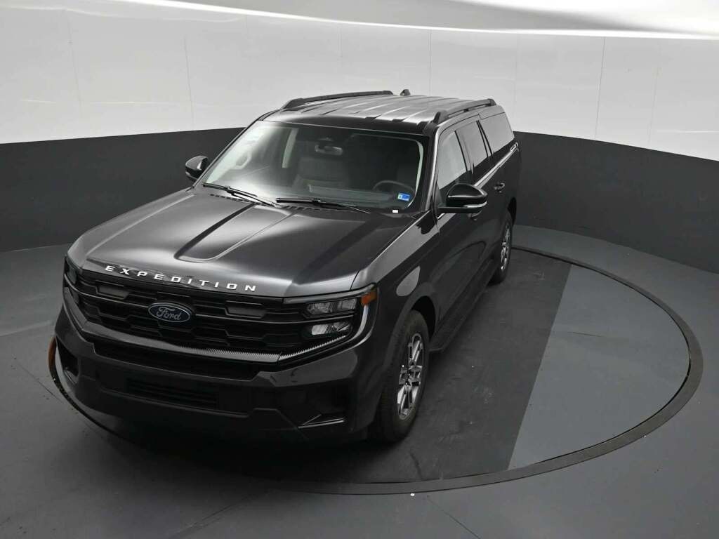 2026 Ford Expedition Max Active MAX
