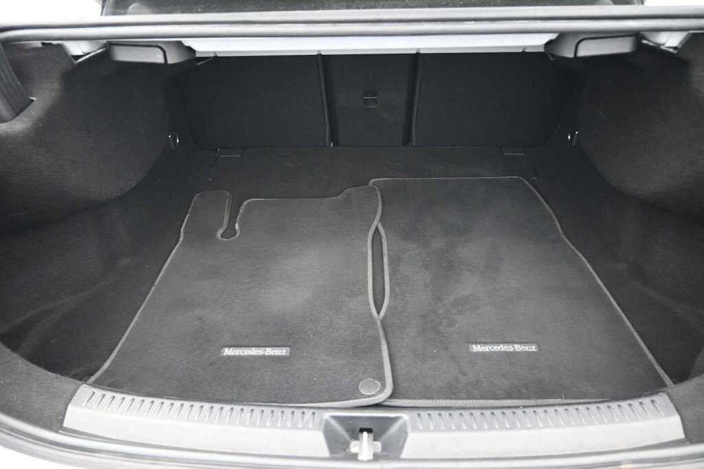 2020 Mercedes-Benz A 220 