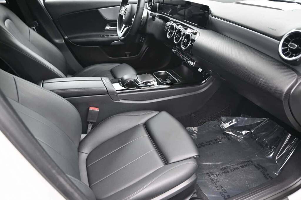 2020 Mercedes-Benz A 220 