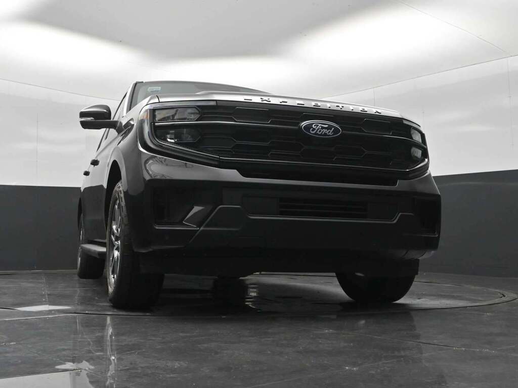 2026 Ford Expedition Max Active MAX