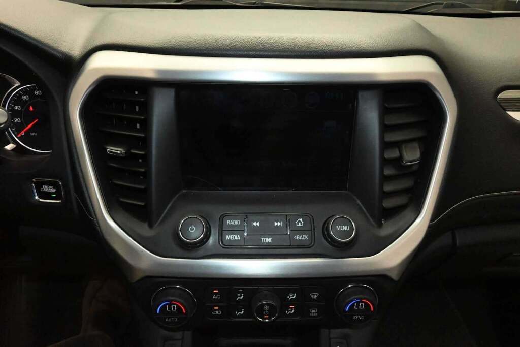 2017 GMC Acadia SLT-1
