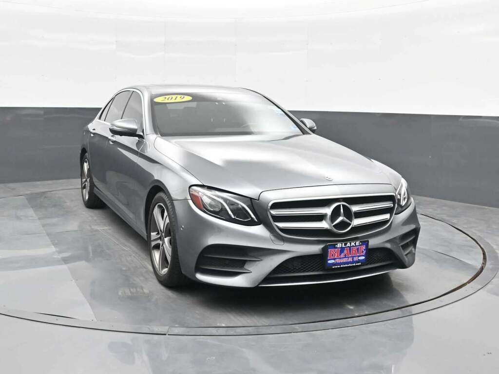 2019 Mercedes-Benz E 300 4MATIC