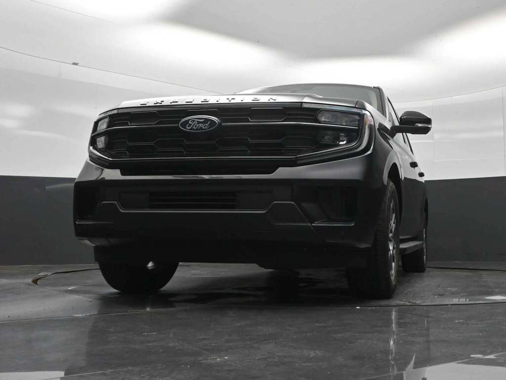 2026 Ford Expedition Max Active MAX