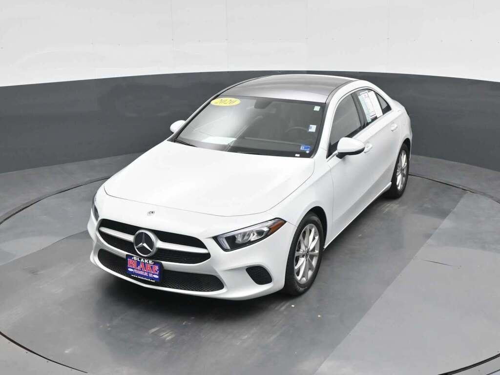 2020 Mercedes-Benz A 220 
