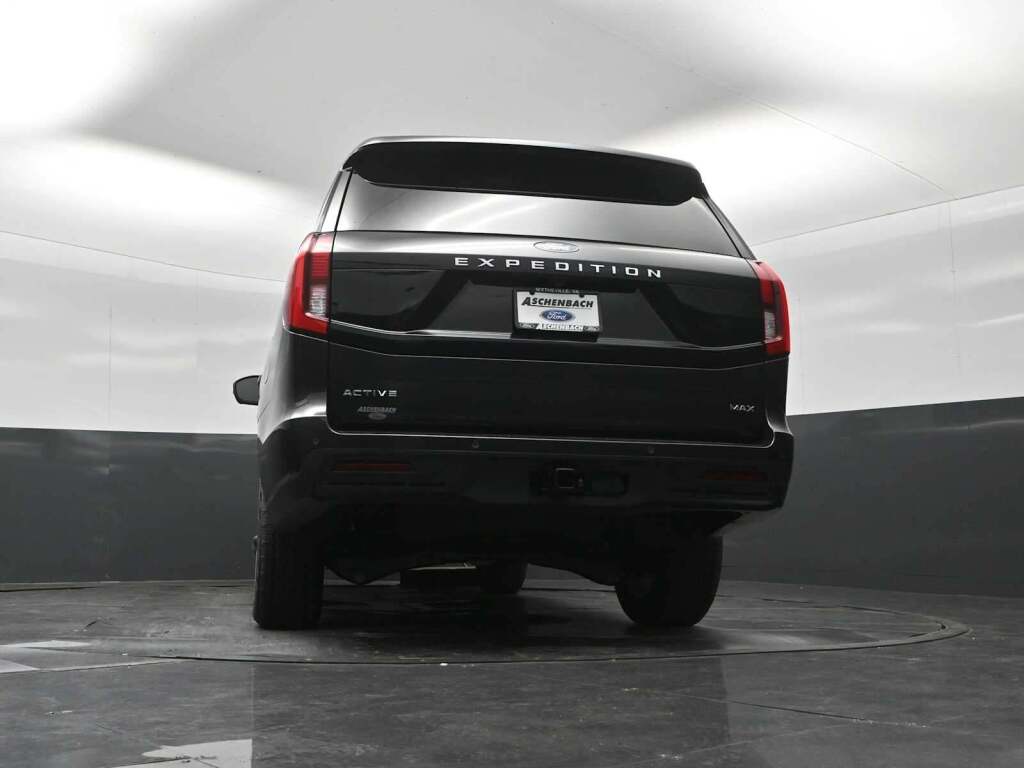 2026 Ford Expedition Max Active MAX