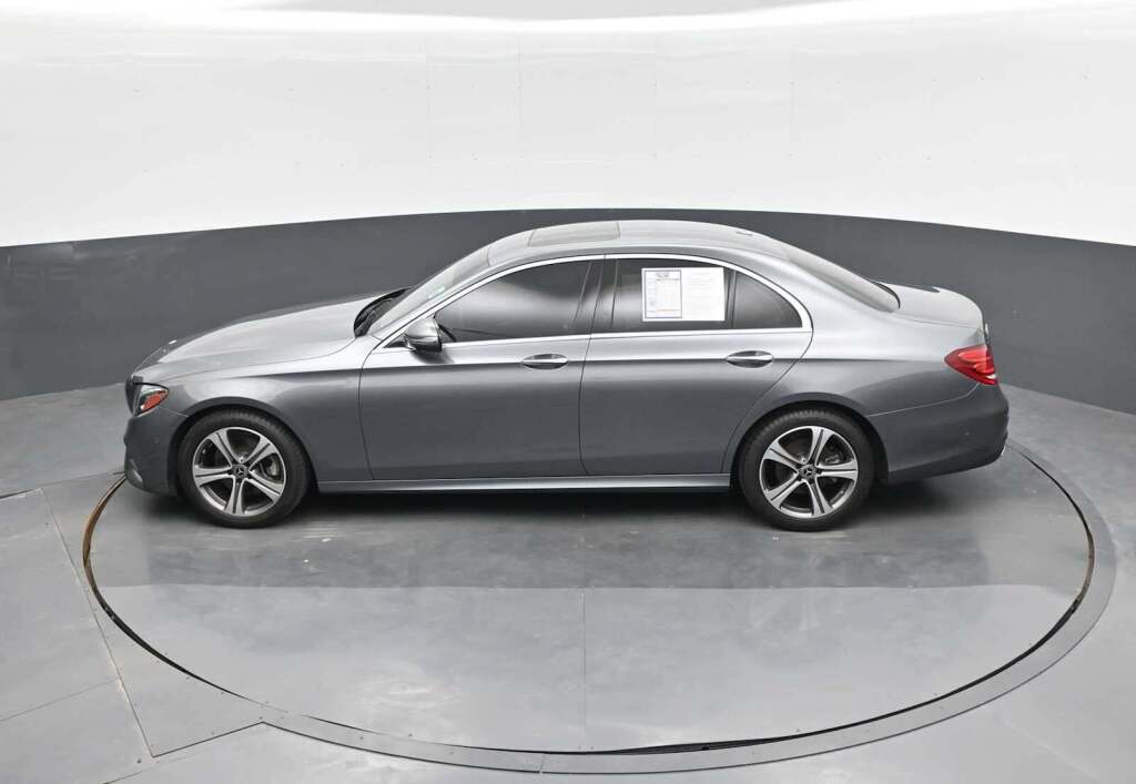 2019 Mercedes-Benz E 300 4MATIC