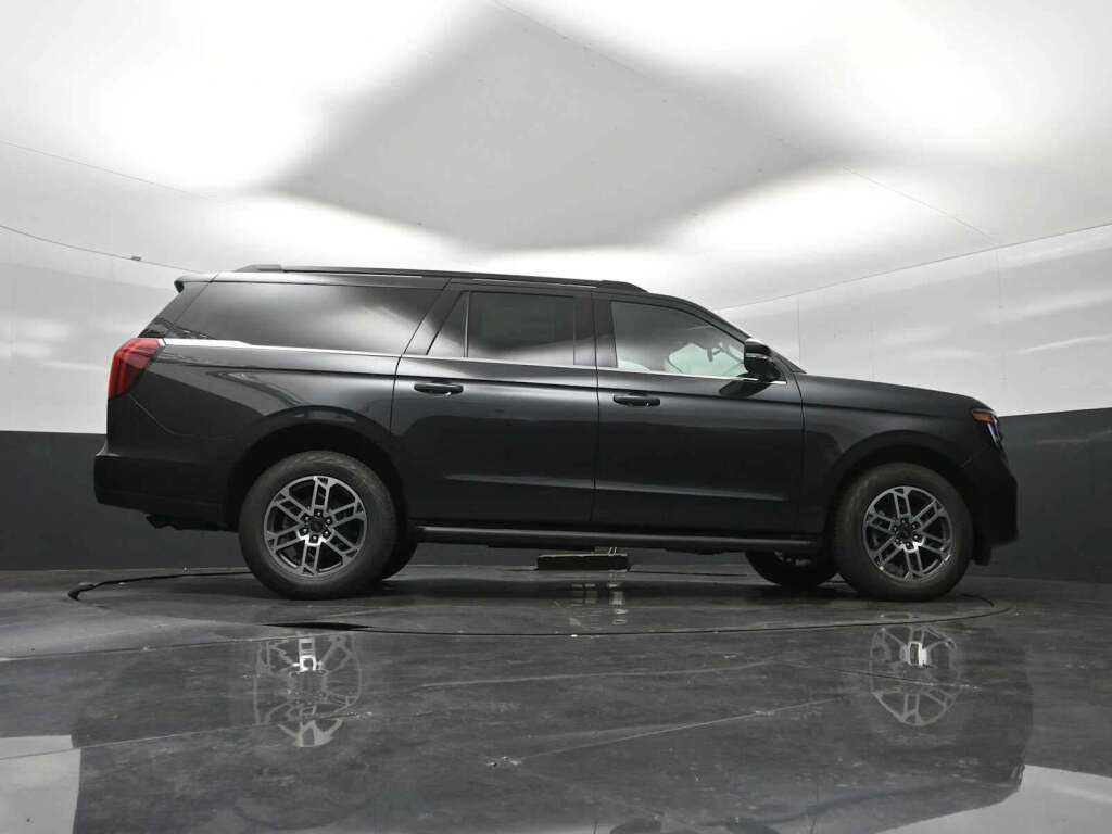 2026 Ford Expedition Max Active MAX