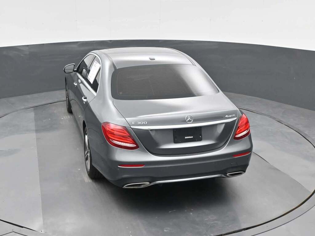 2019 Mercedes-Benz E 300 4MATIC