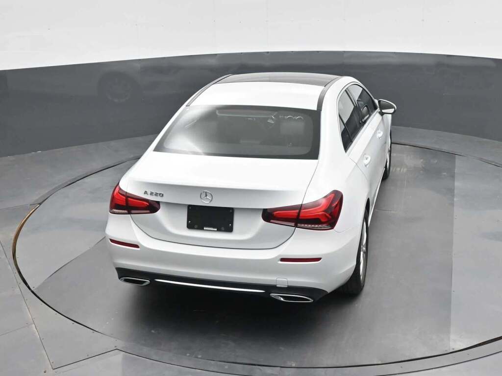 2020 Mercedes-Benz A 220 