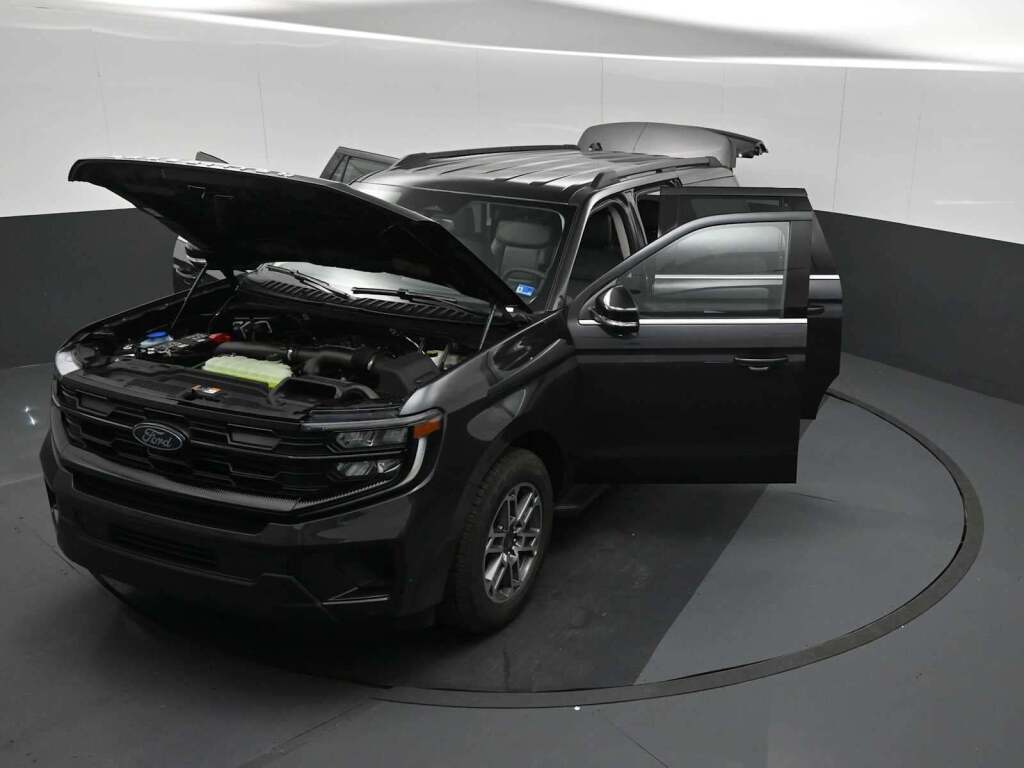 2026 Ford Expedition Max Active MAX